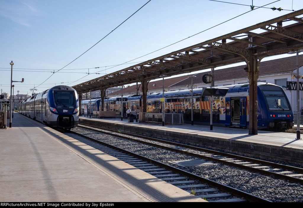 Regional EMU's at Marseille Saint-Charles